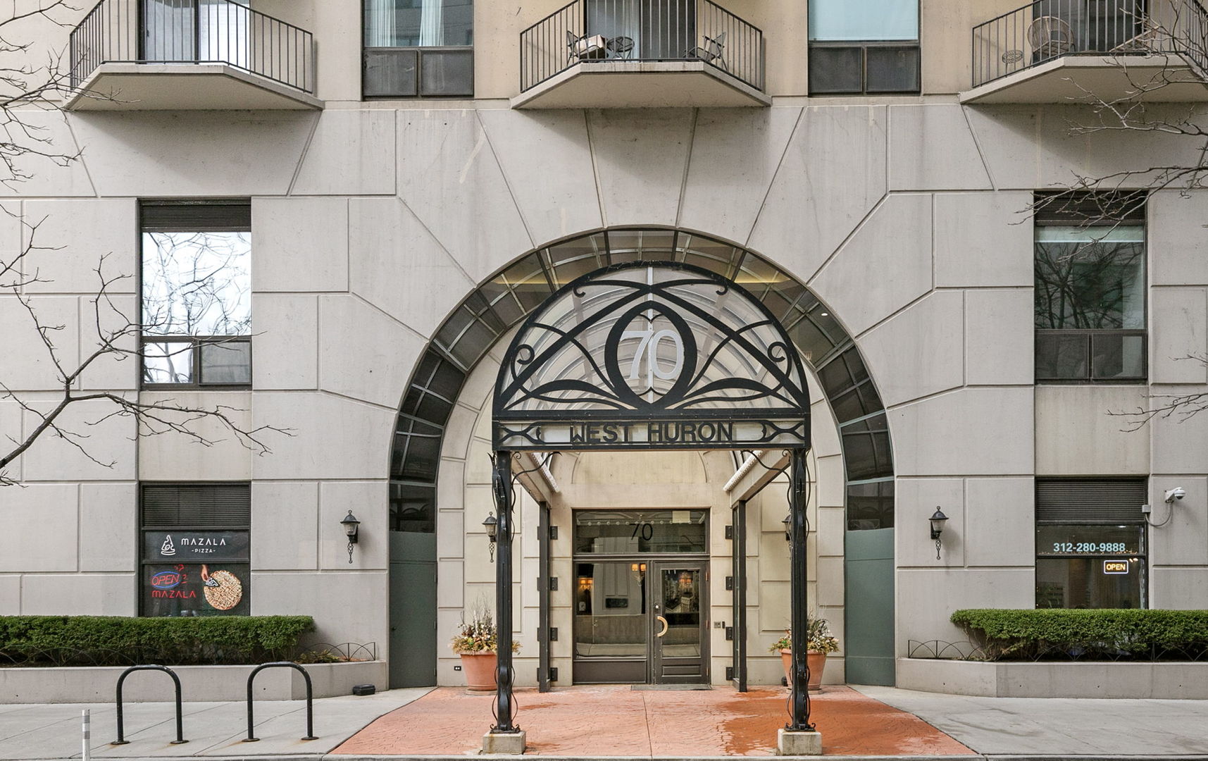 70 W Huron Street Unit: 1907