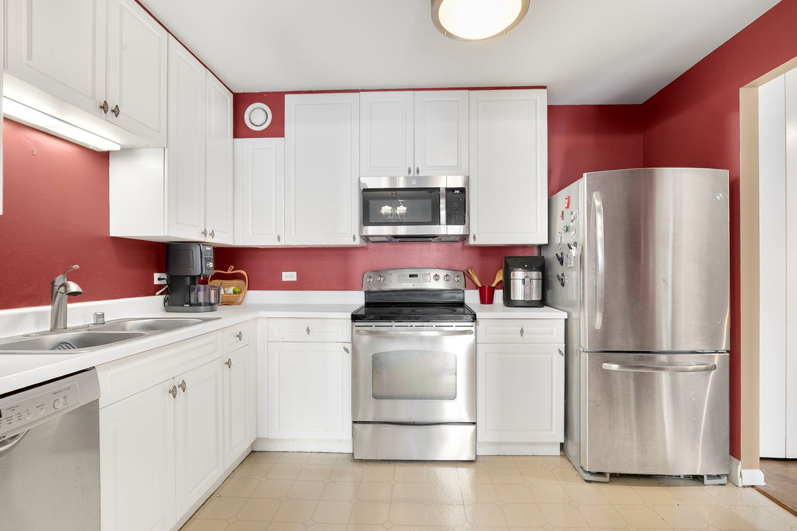 70 W Huron Street Unit: 1907