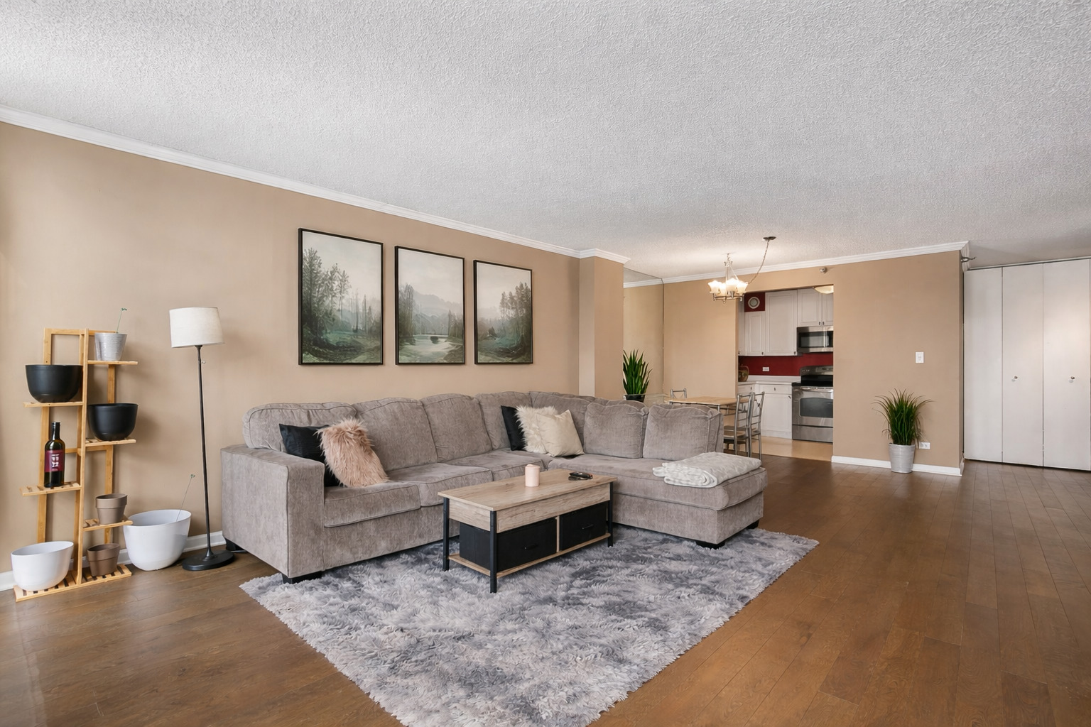 70 W Huron Street Unit: 1907