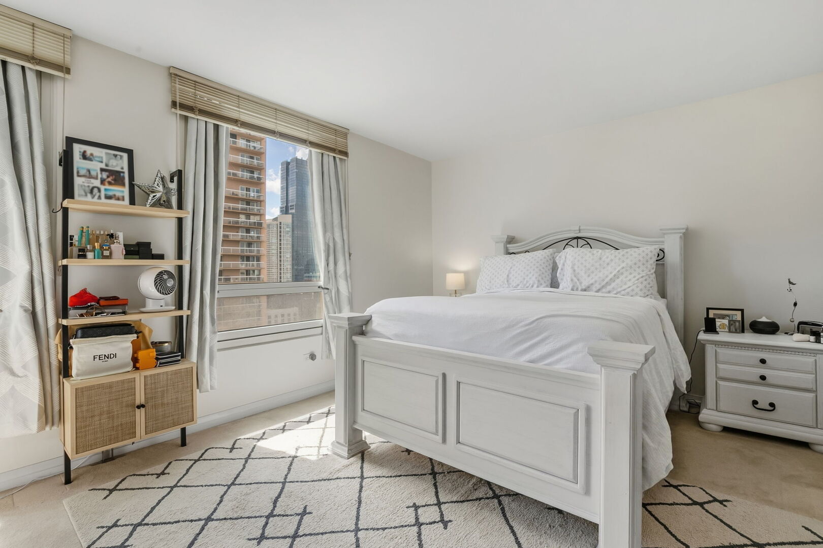 33 W Ontario Street Unit: 26B