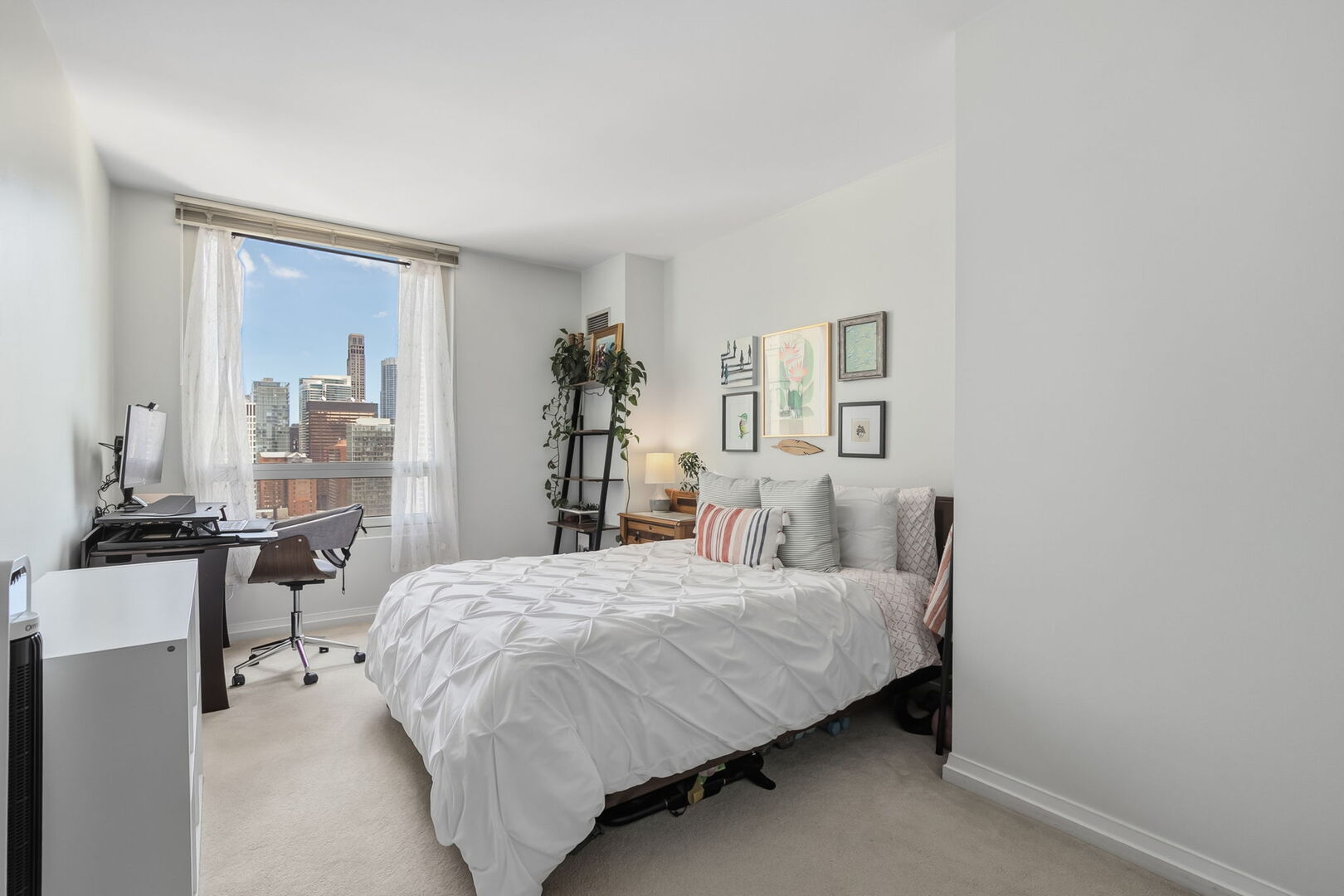 33 W Ontario Street Unit: 26B