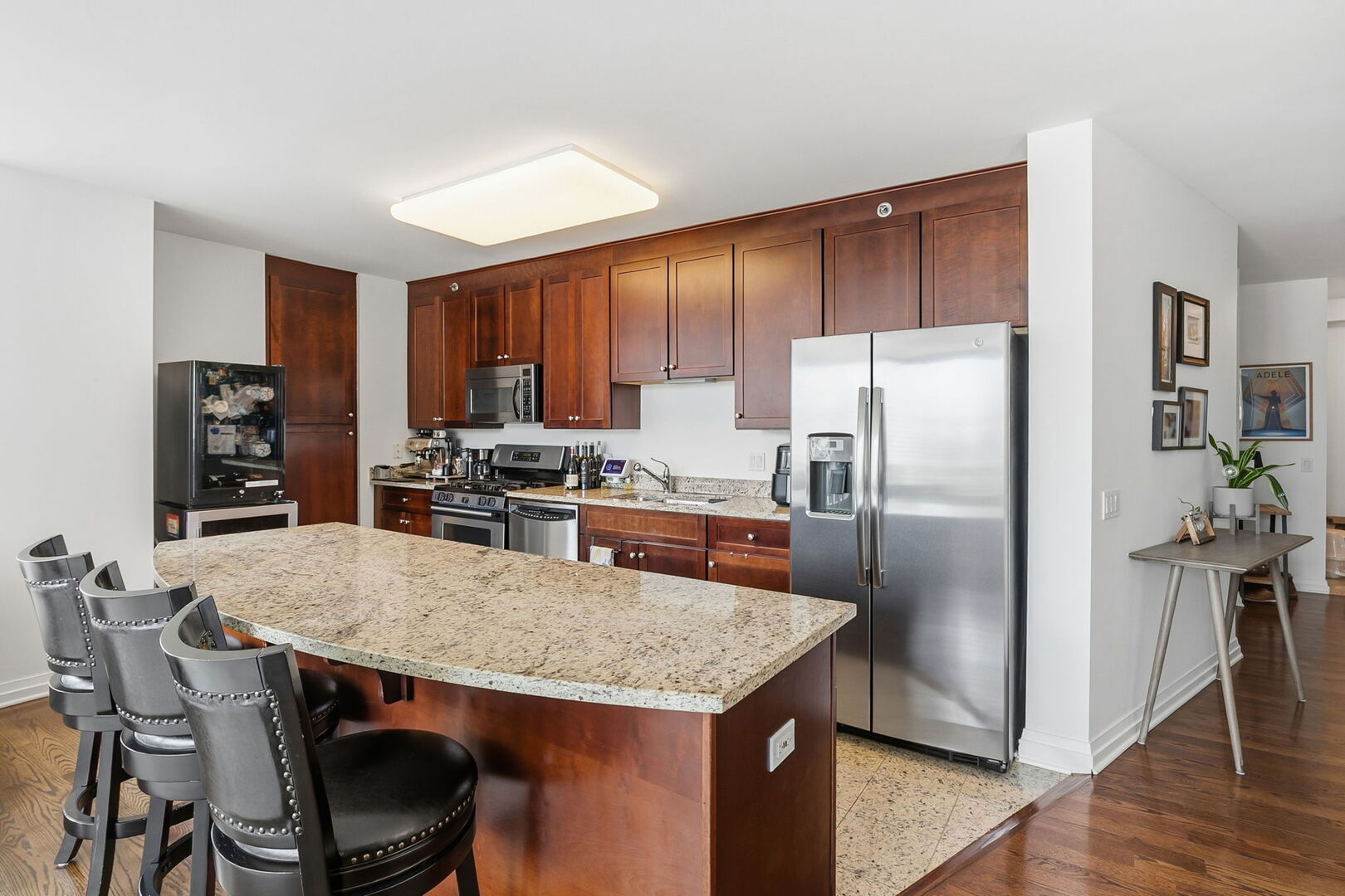 33 W Ontario Street Unit: 26B