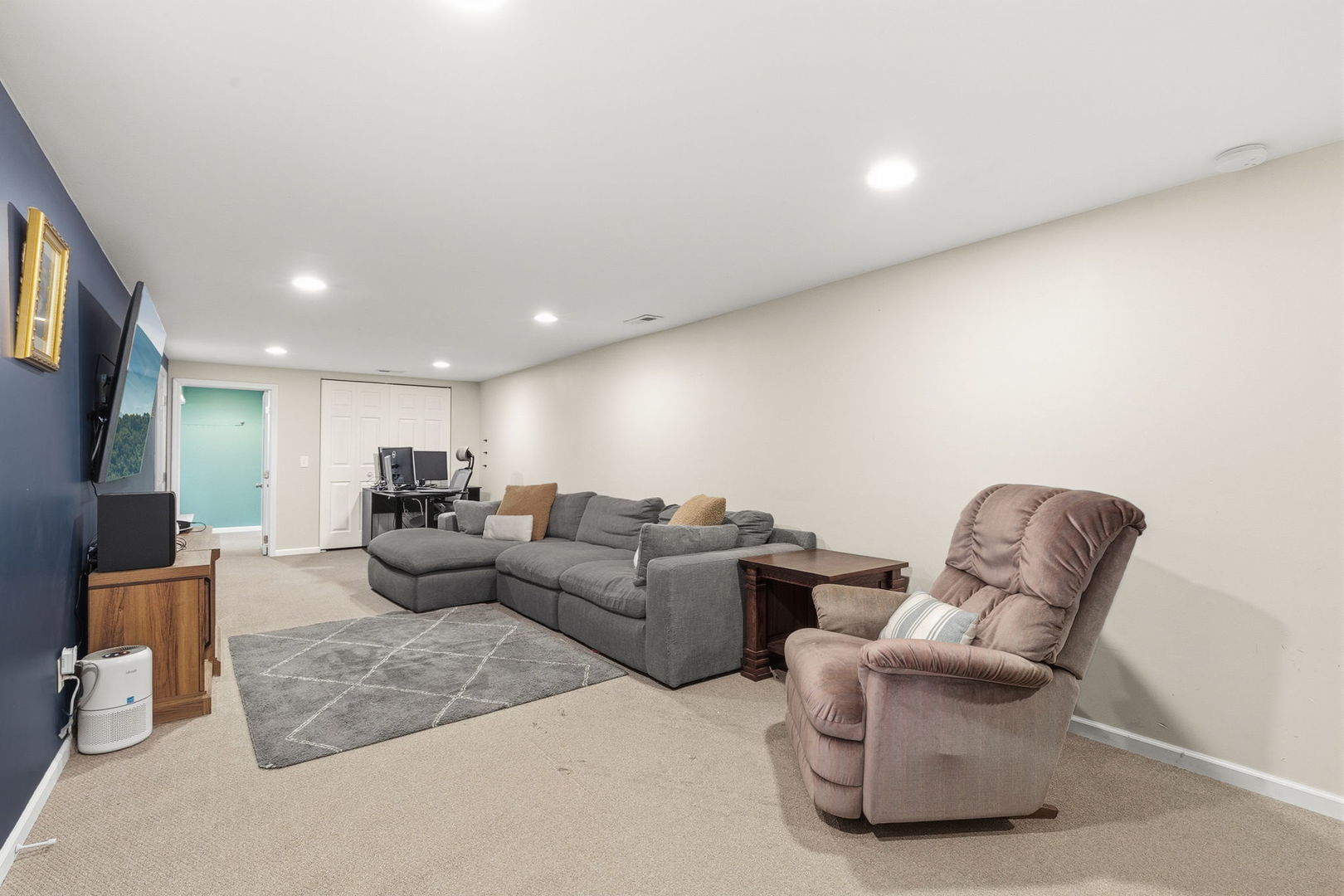602 Hickory Road
