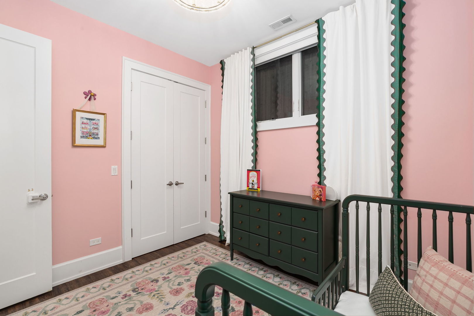 2717 N Racine Avenue Unit: 1