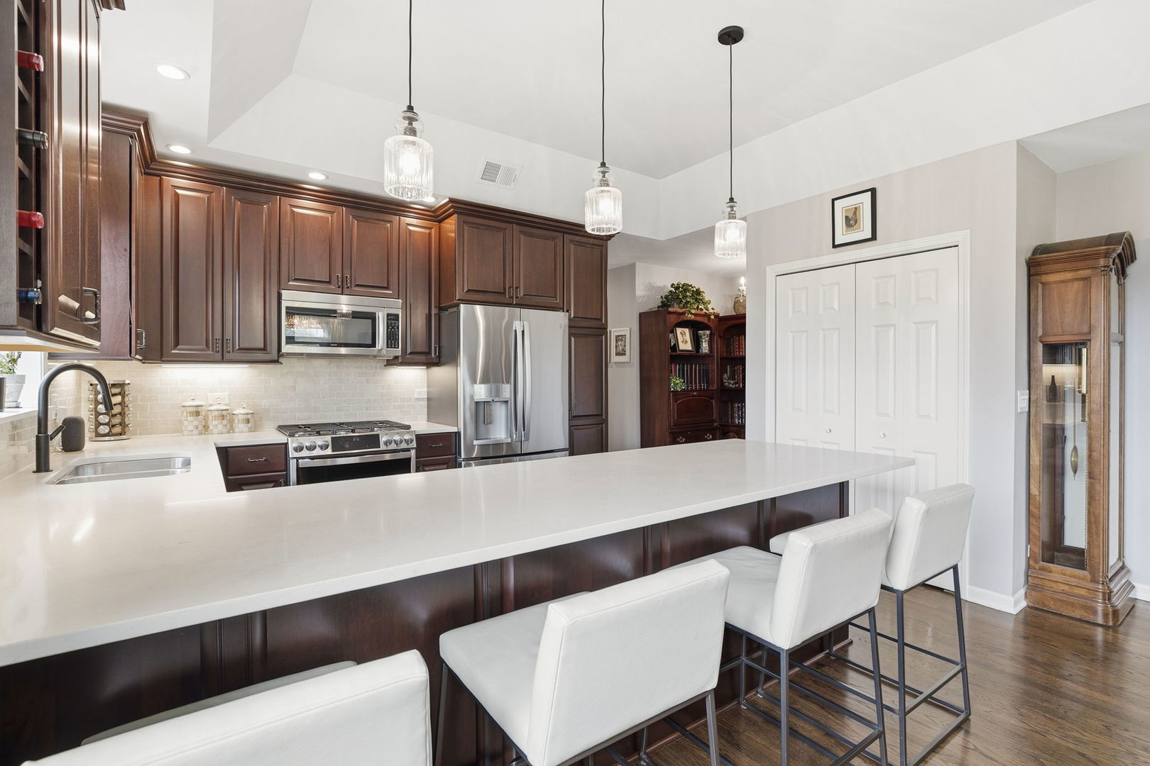 1422 N Orleans Street Unit: 3S