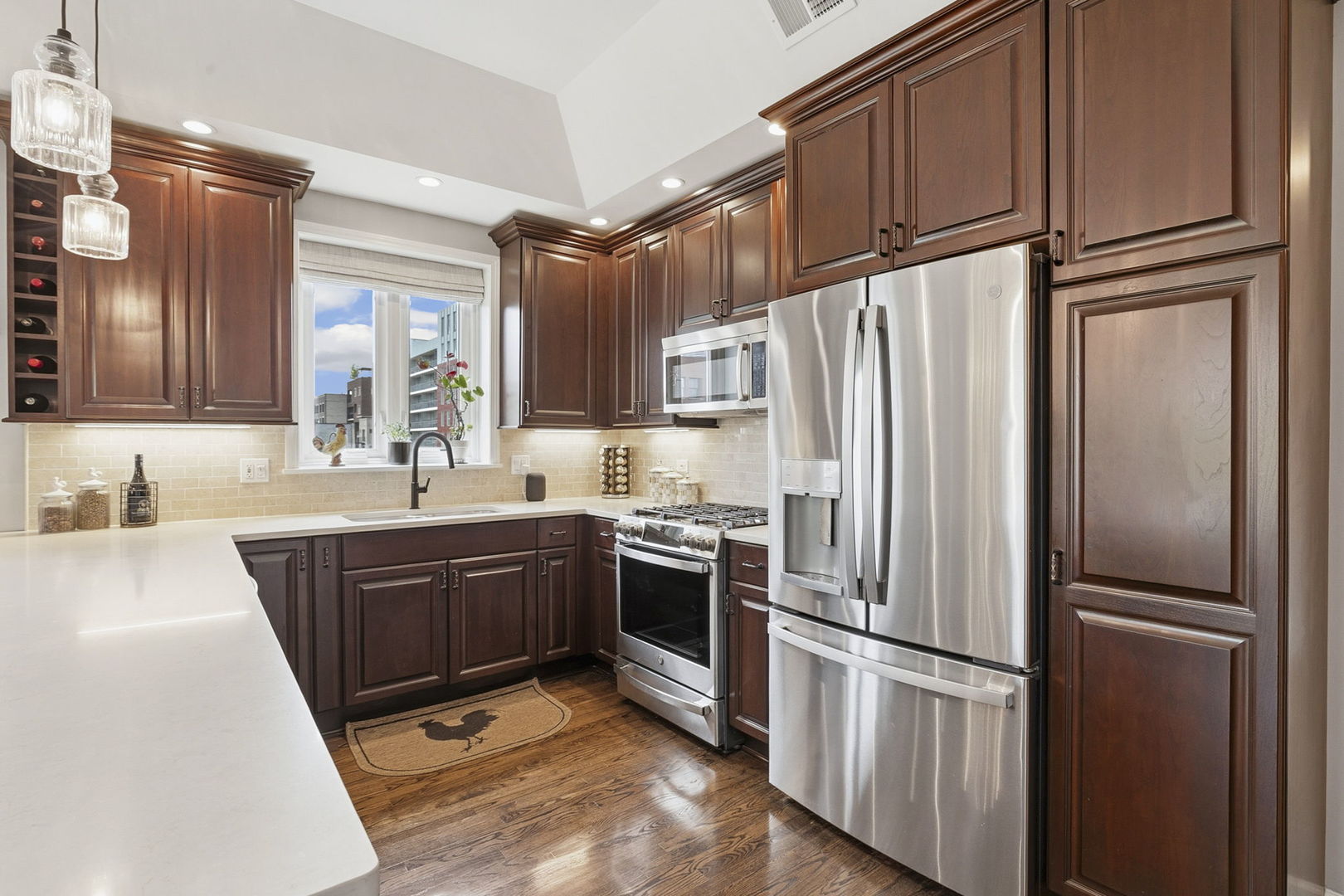 1422 N Orleans Street Unit: 3S