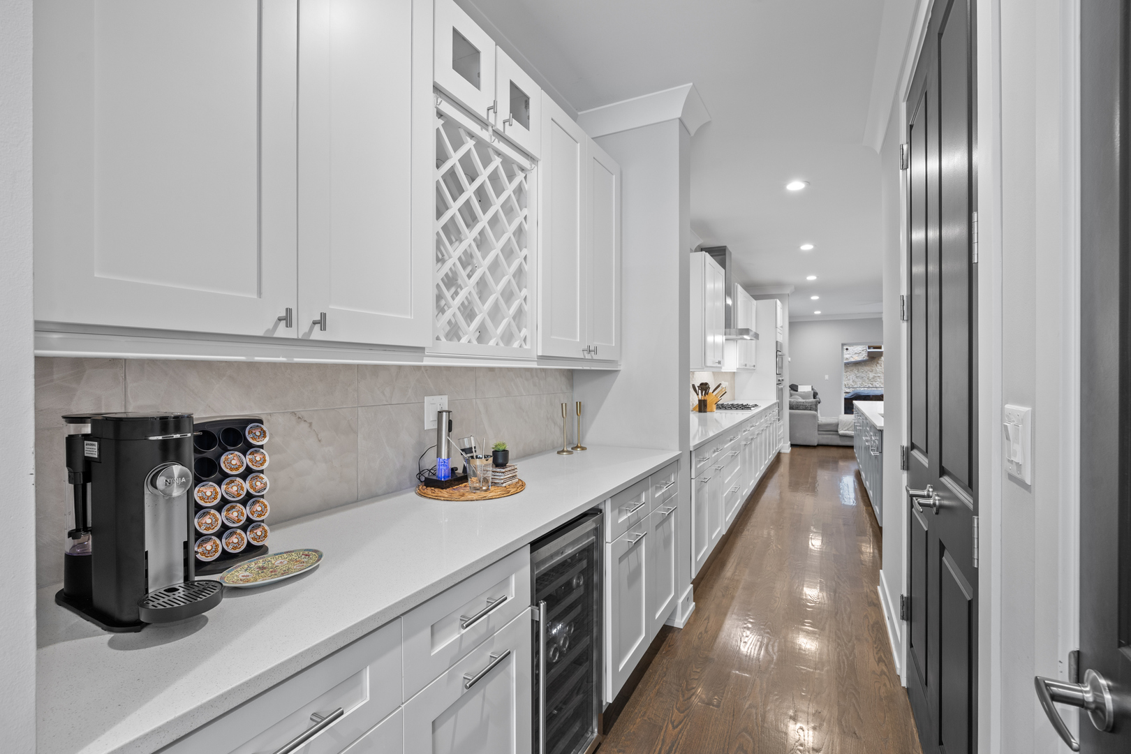 2743 N Ashland Avenue Unit: 1N