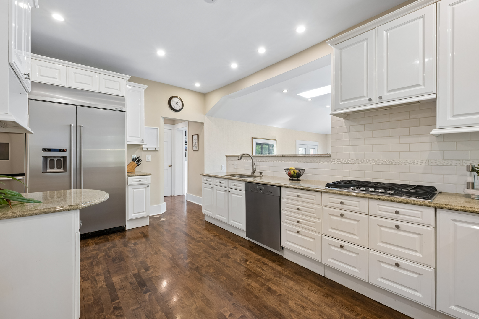 757 Locust Street