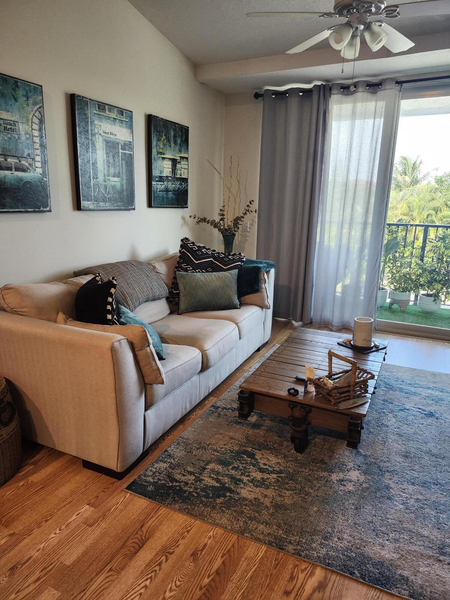 519 Villa Circle