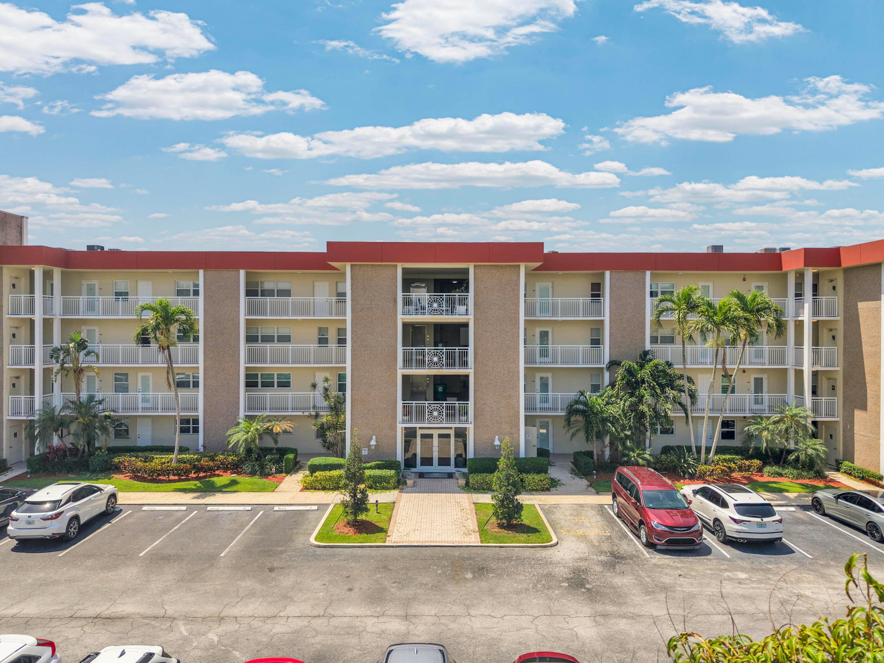 3050 NE 48th Court 305