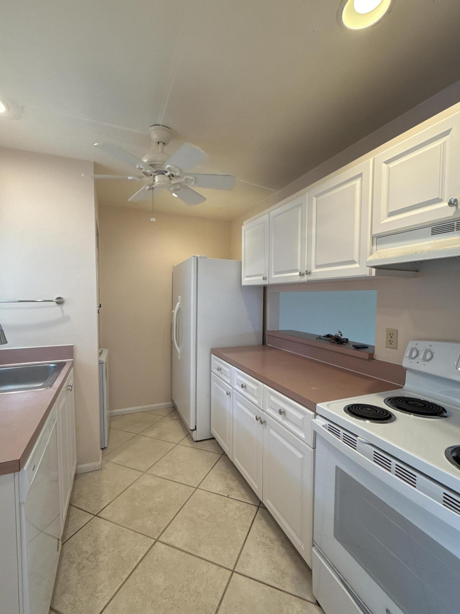 872 SW 9th Street Circle 201