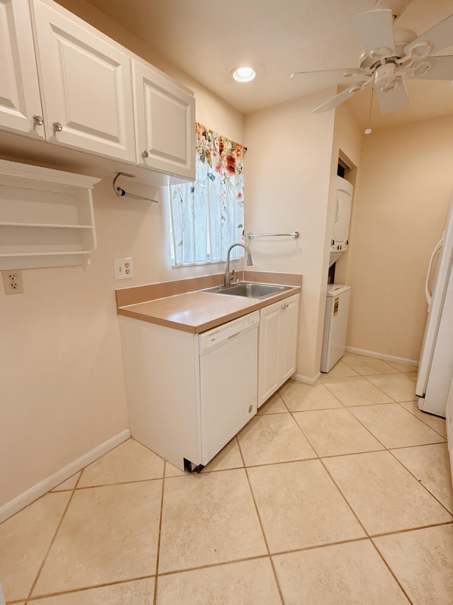 872 SW 9th Street Circle 201