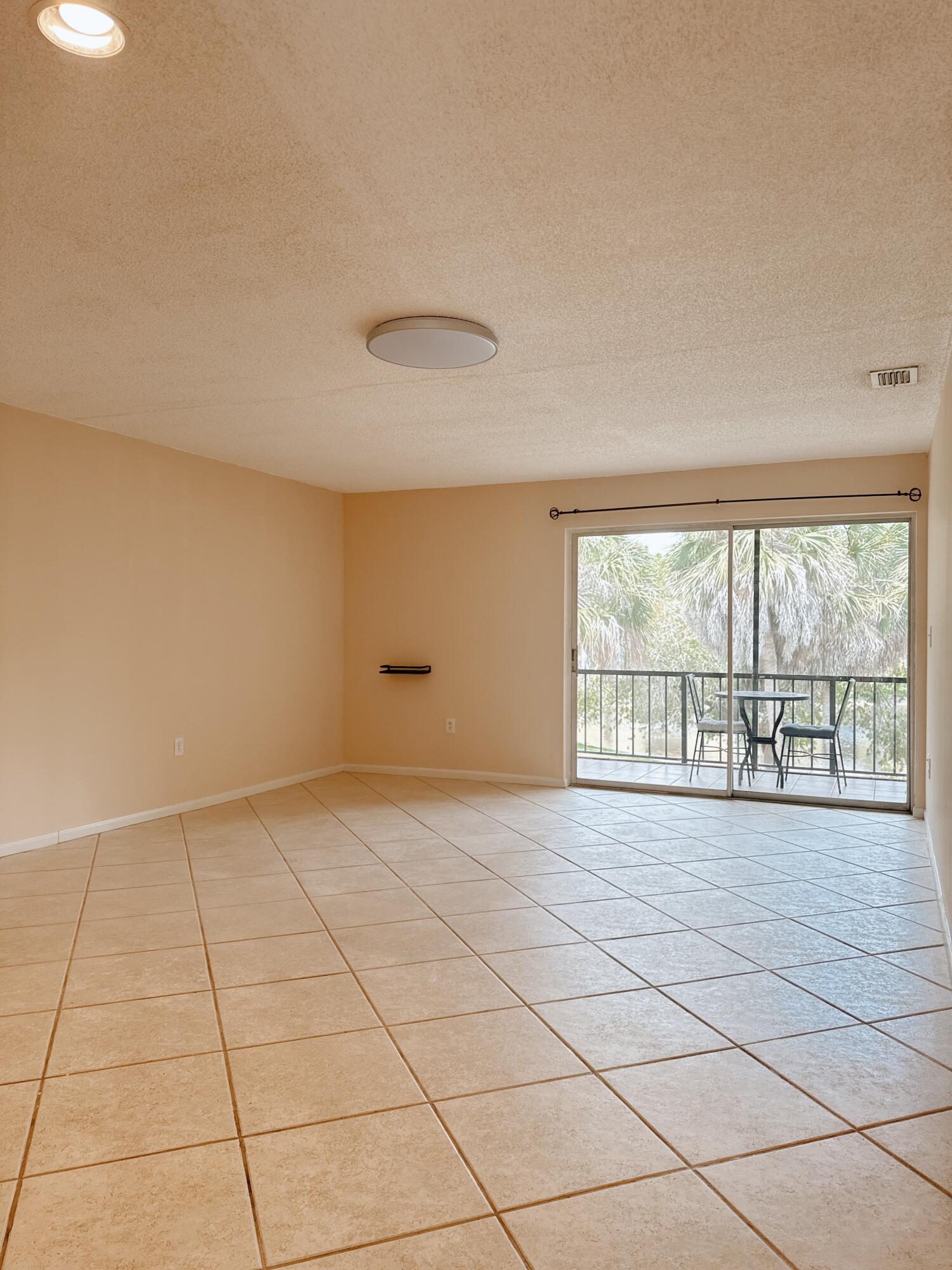 872 SW 9th Street Circle 201