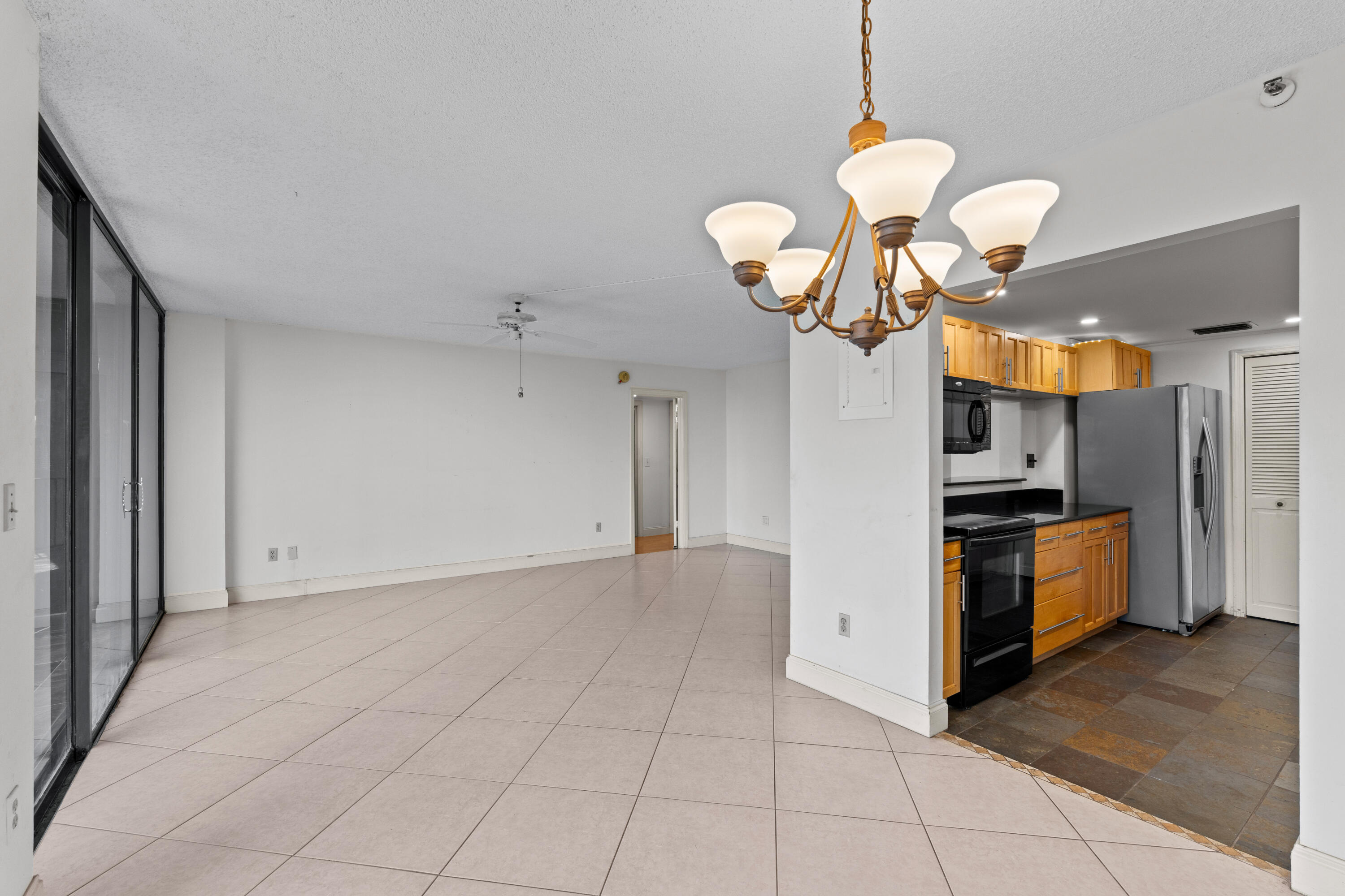 859 JEFFERY Street 5110