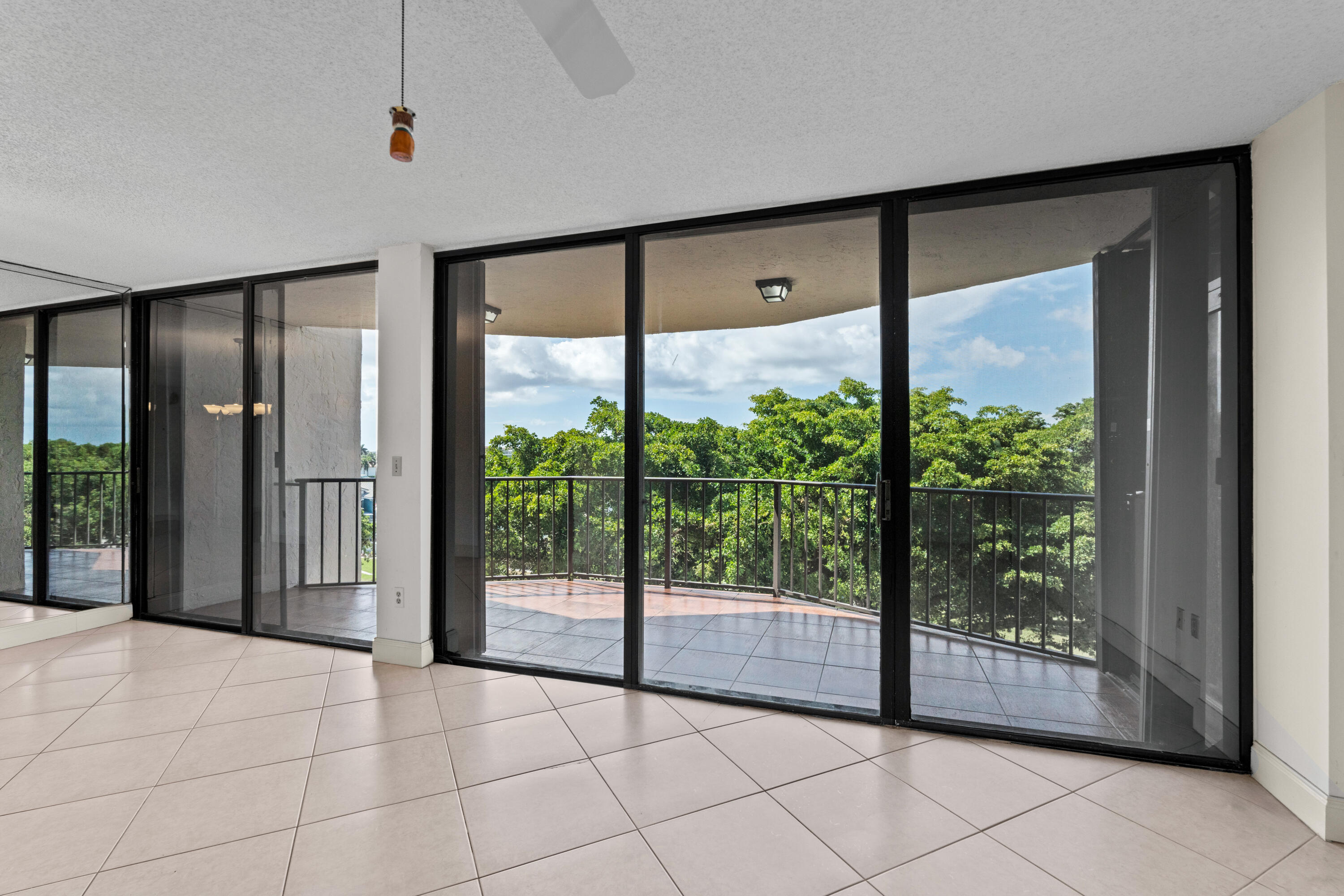 859 JEFFERY Street 5110