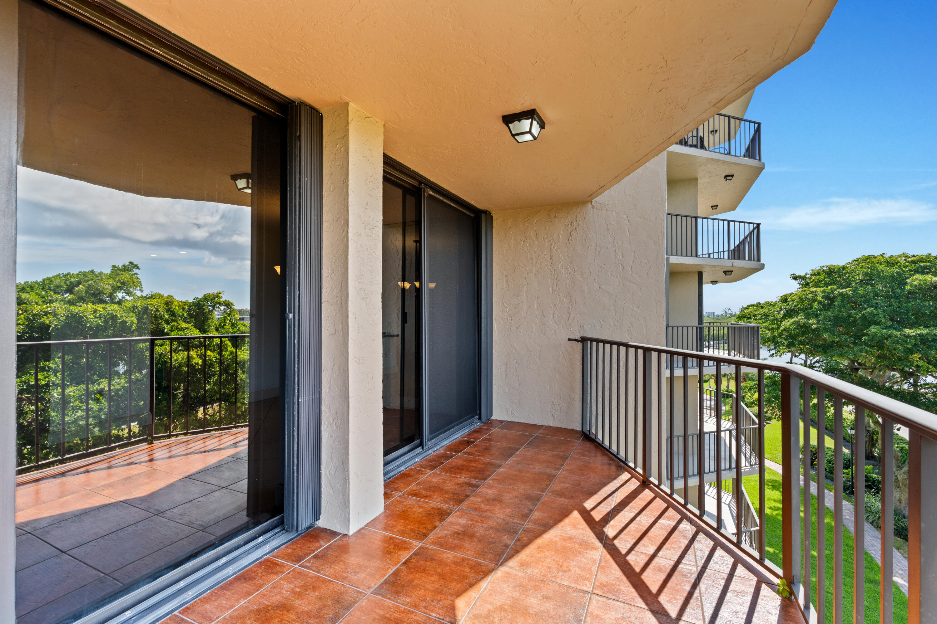 859 JEFFERY Street 5110