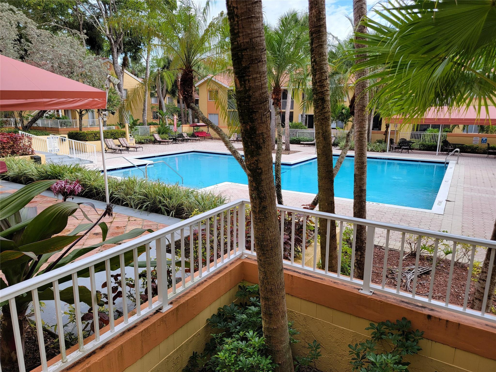 1055 Coral Club Drive .