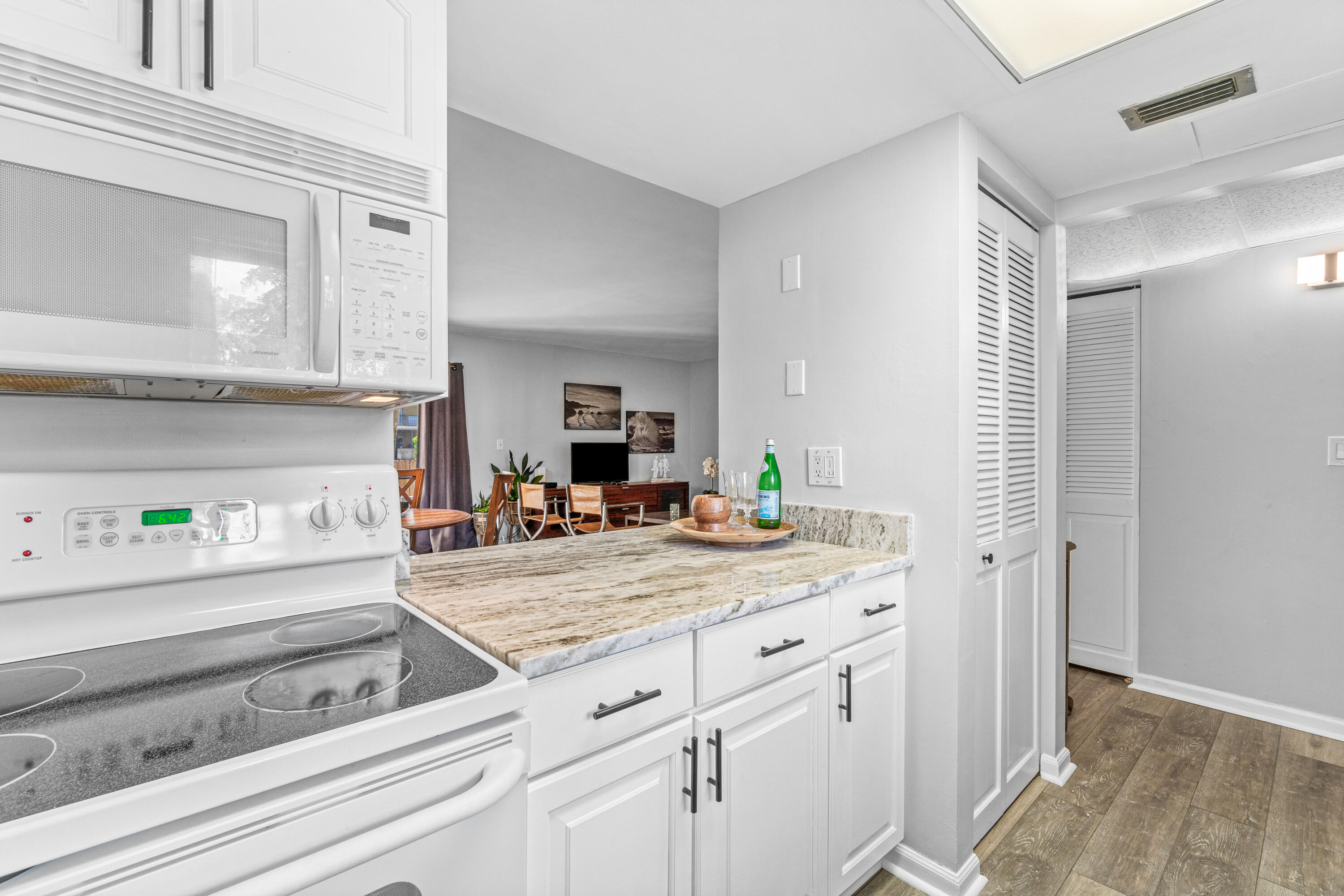 892 SW 9th Street Circle 9