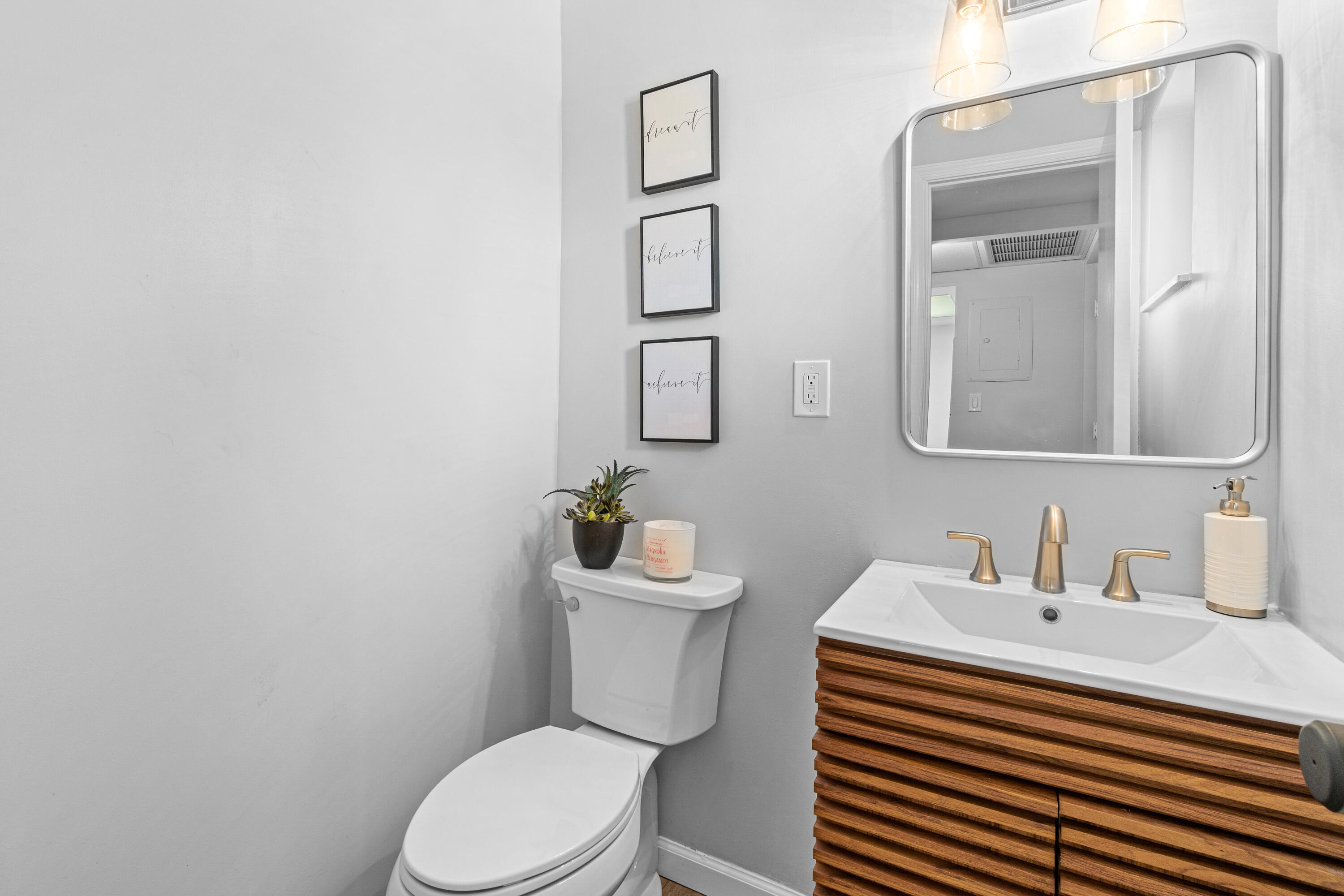 892 SW 9th Street Circle 9