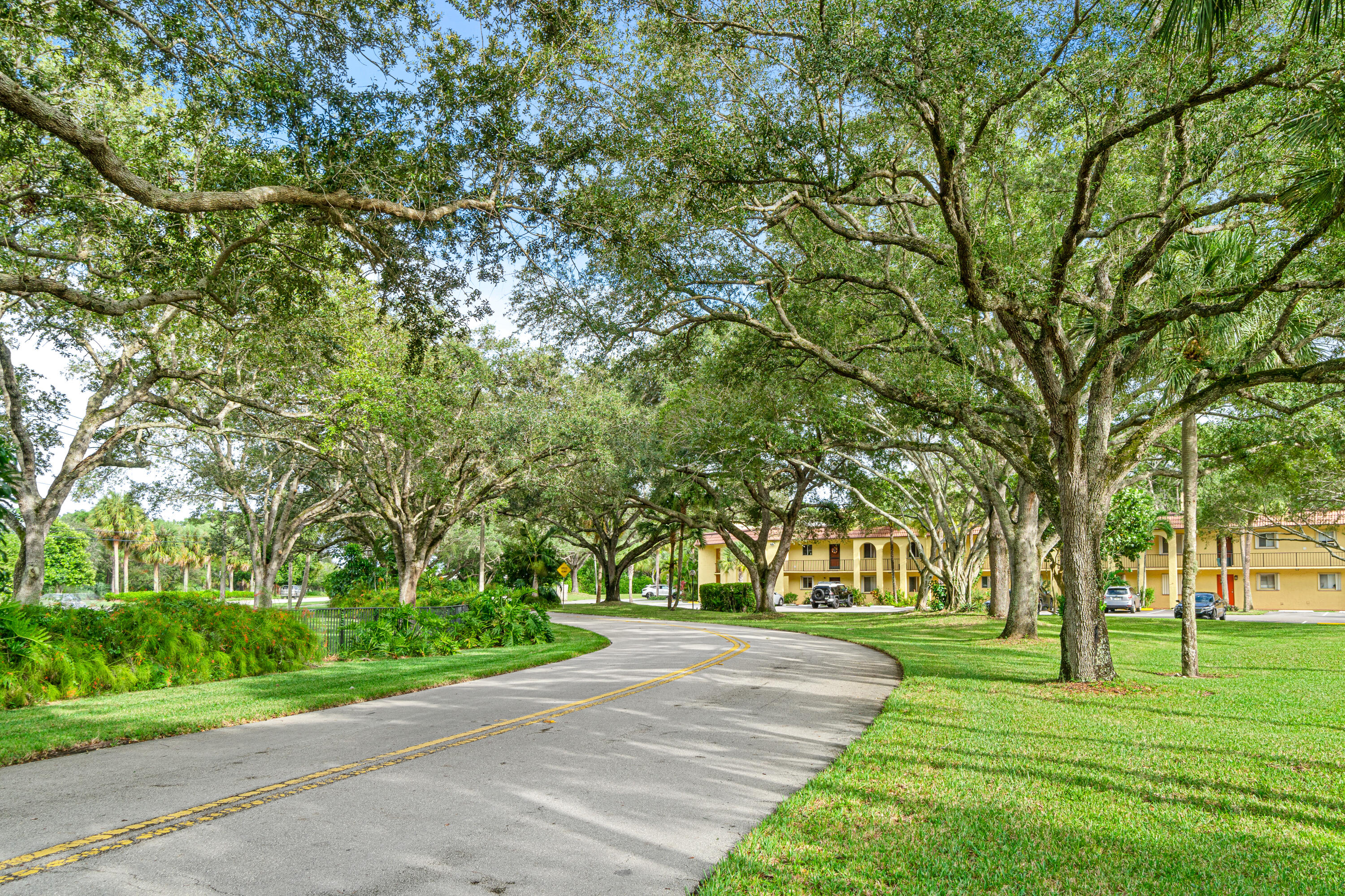 892 SW 9th Street Circle 9