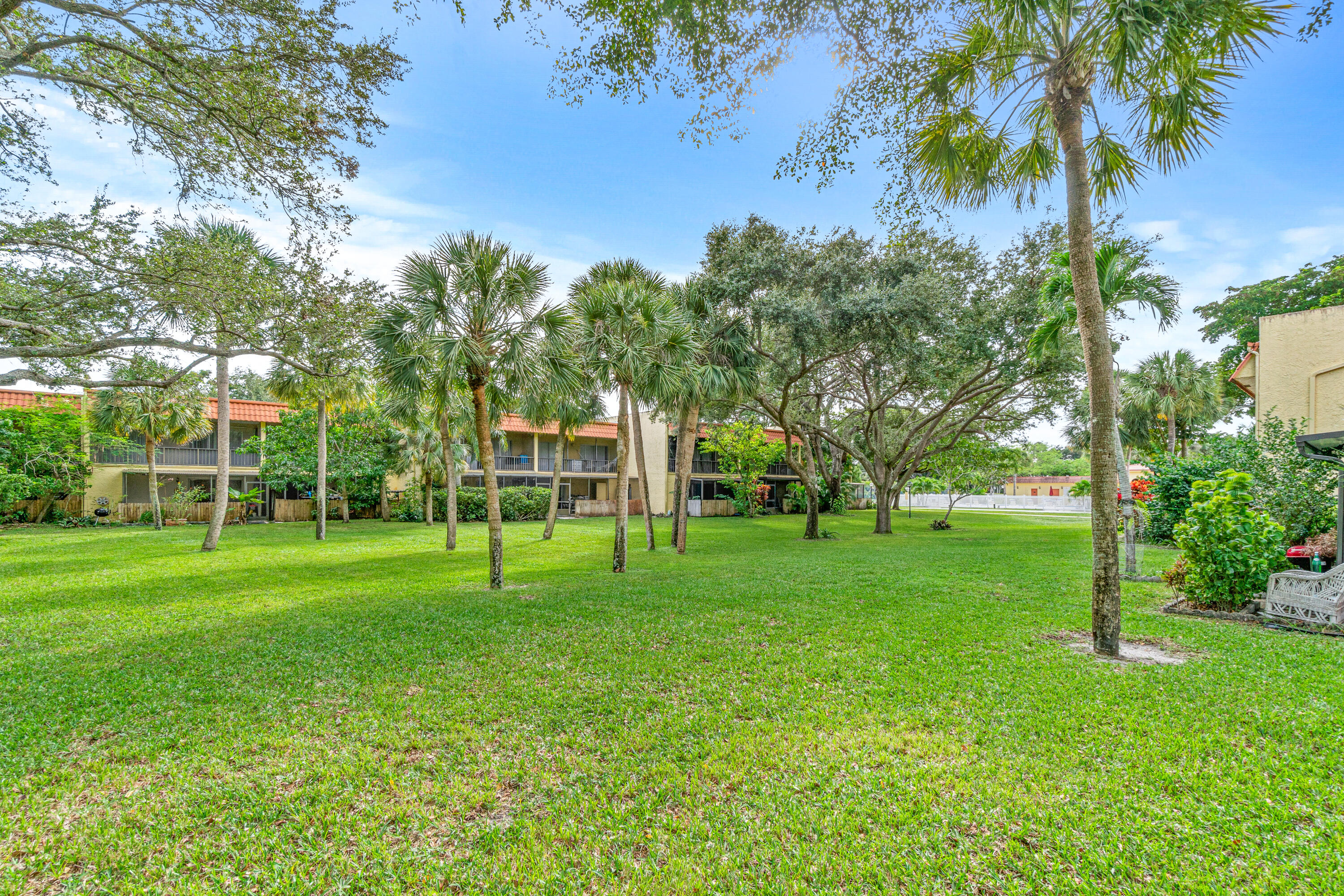 892 SW 9th Street Circle 9