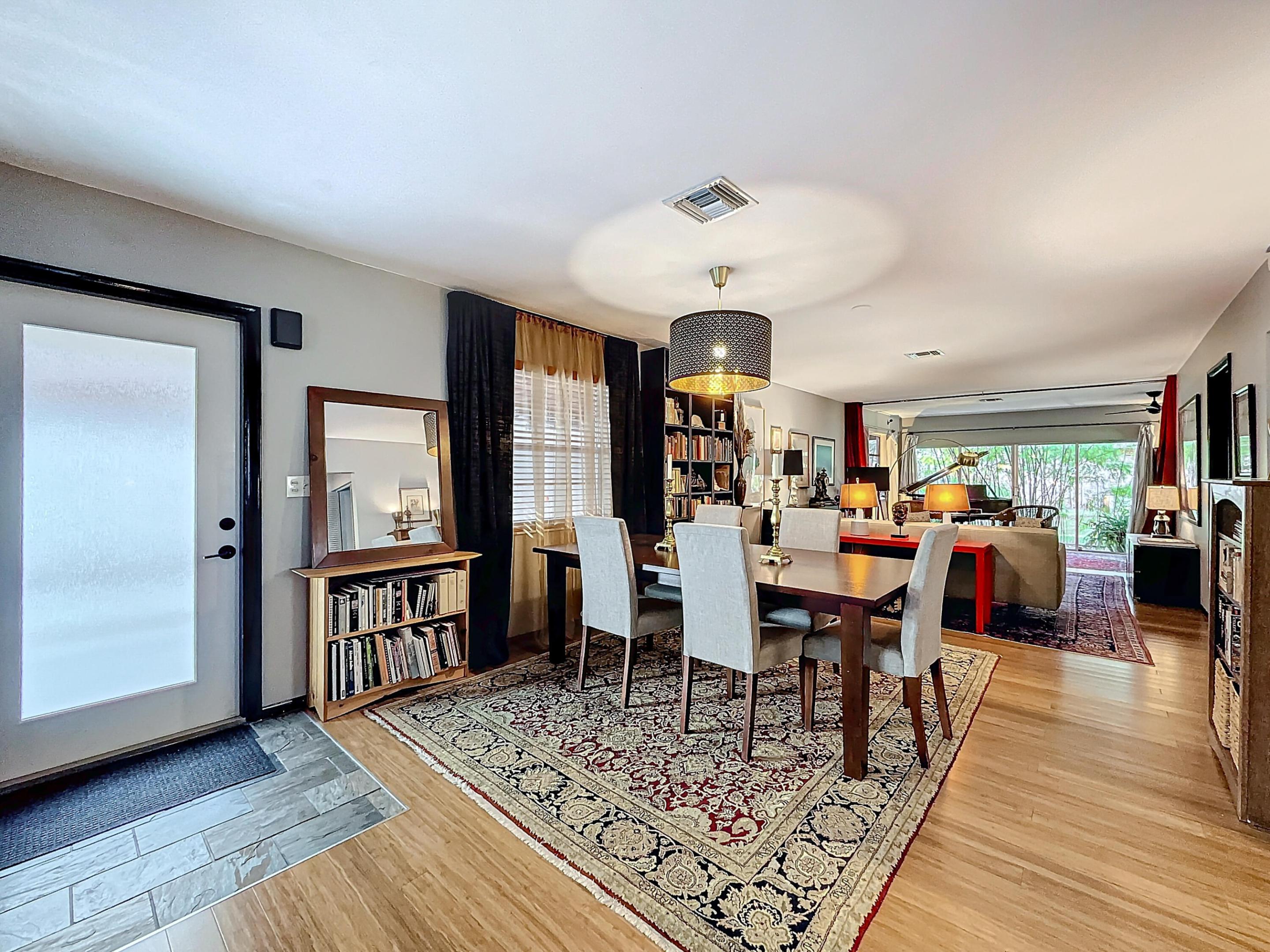 533 SE 28th Circle 533