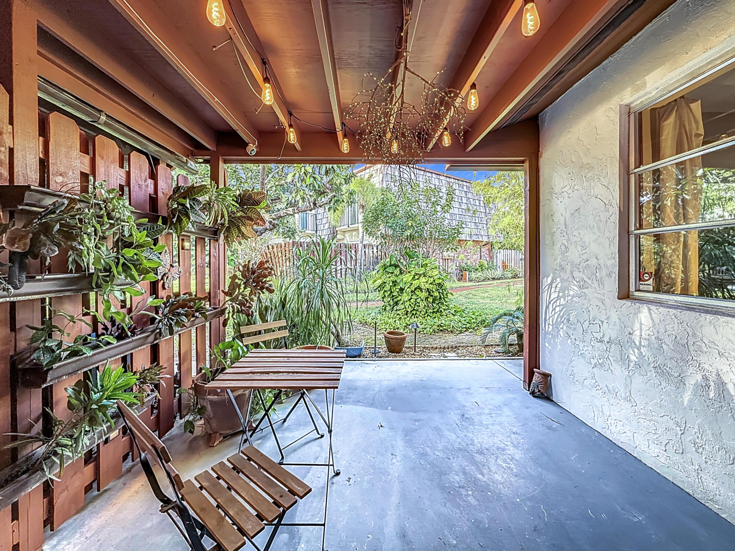 533 SE 28th Circle 533