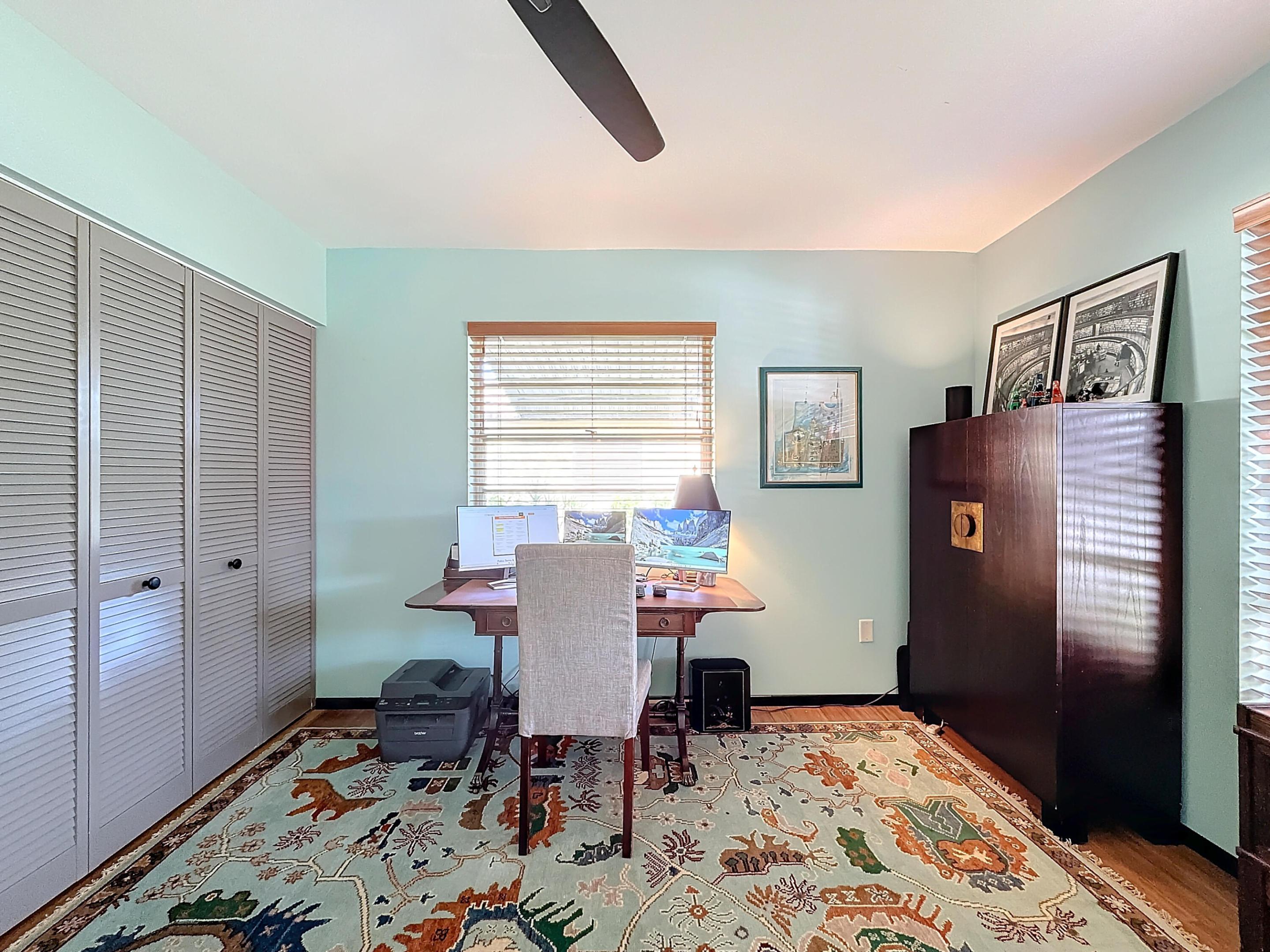 533 SE 28th Circle 533