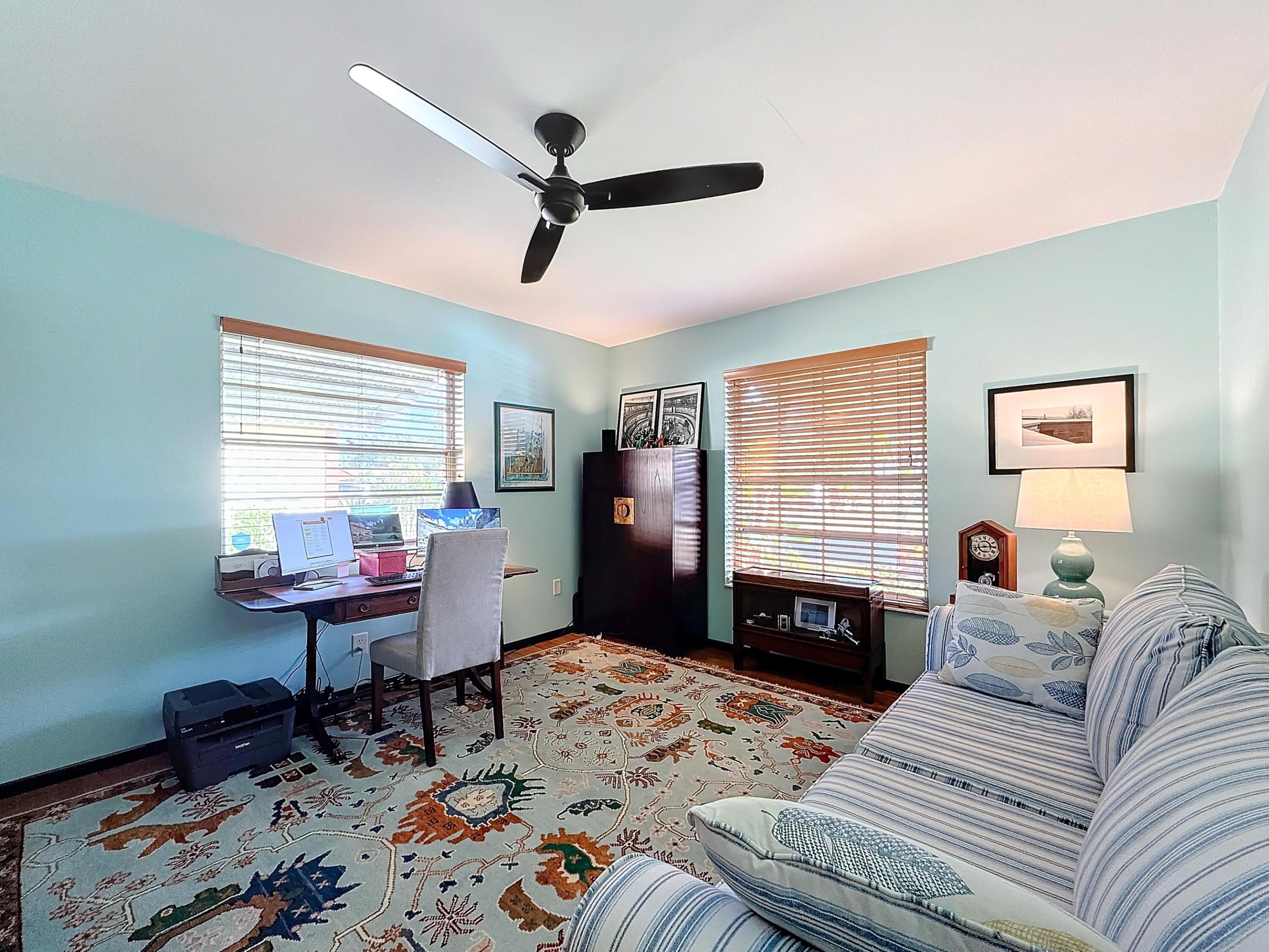 533 SE 28th Circle 533