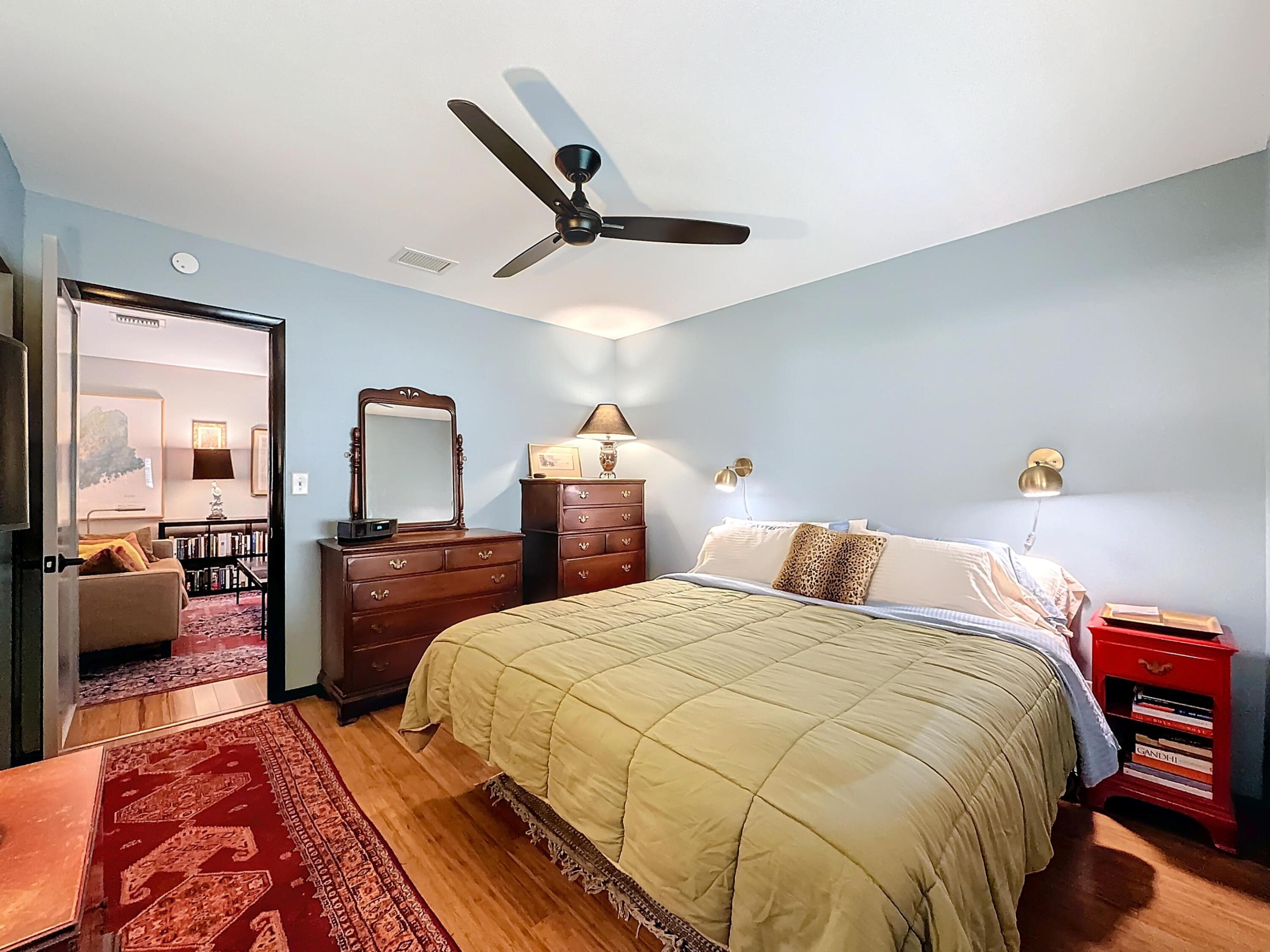 533 SE 28th Circle 533