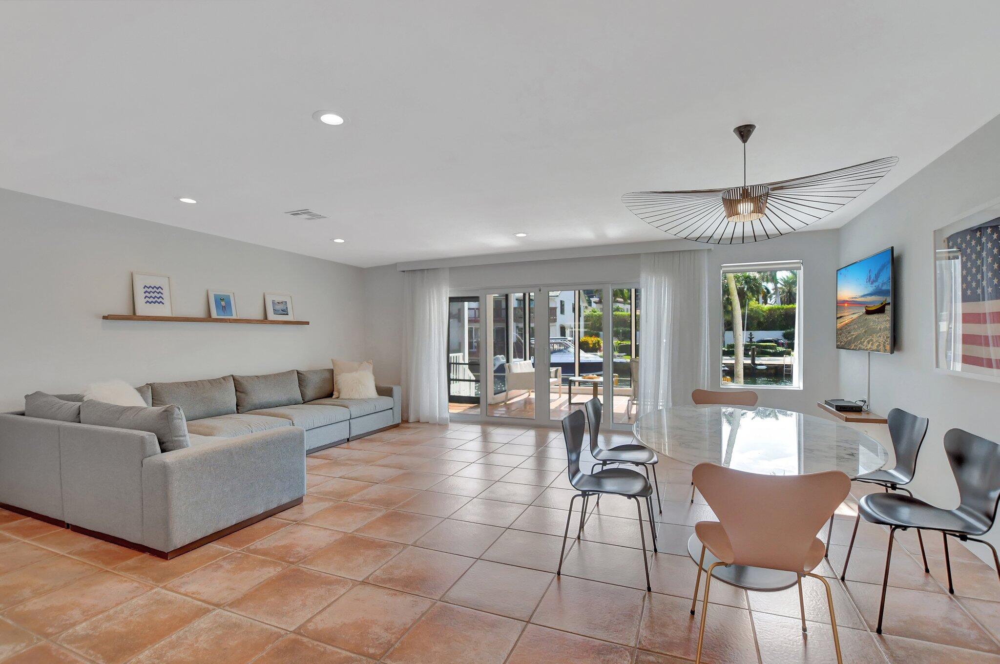 1016 Russell Drive