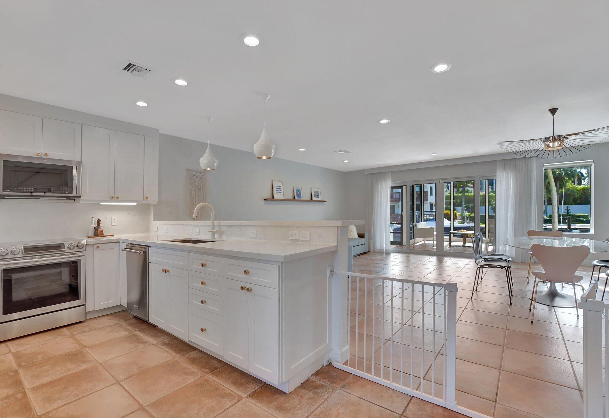 1016 Russell Drive