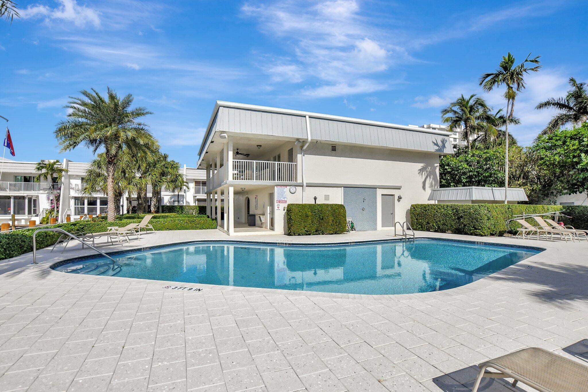 1016 Russell Drive