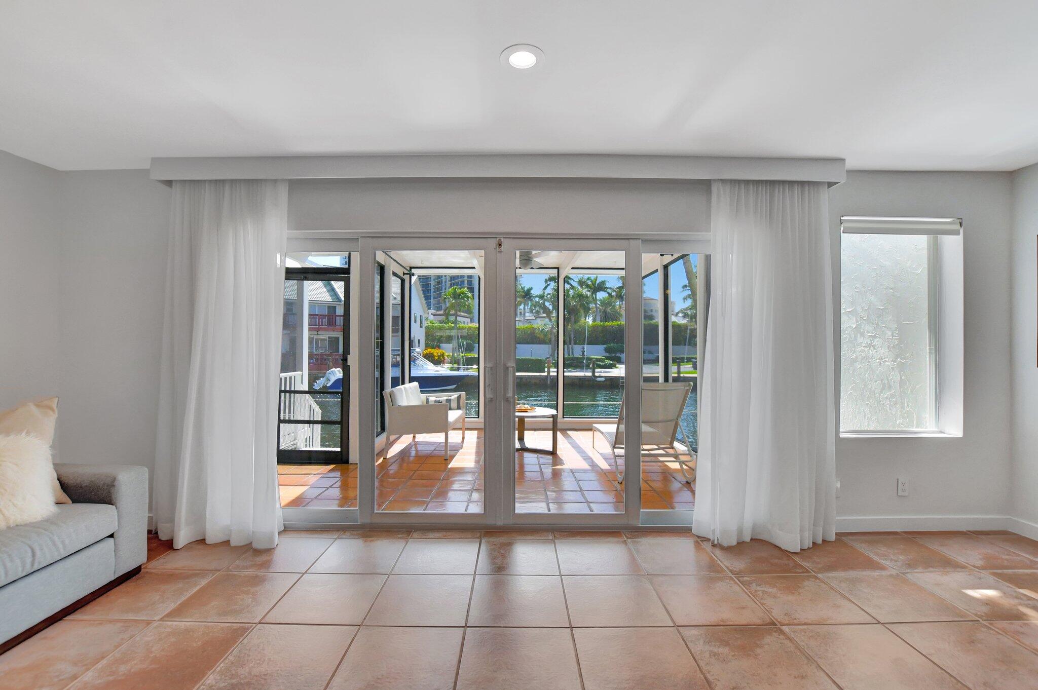 1016 Russell Drive