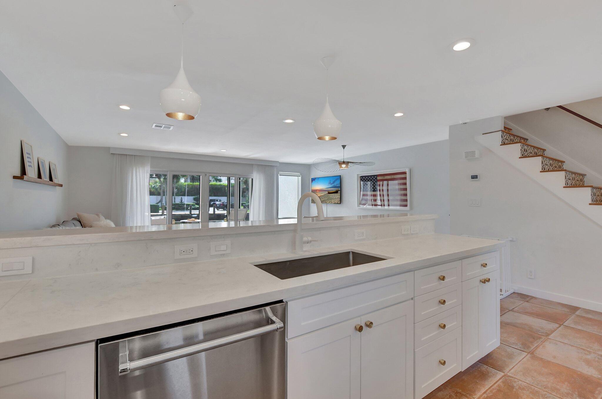 1016 Russell Drive