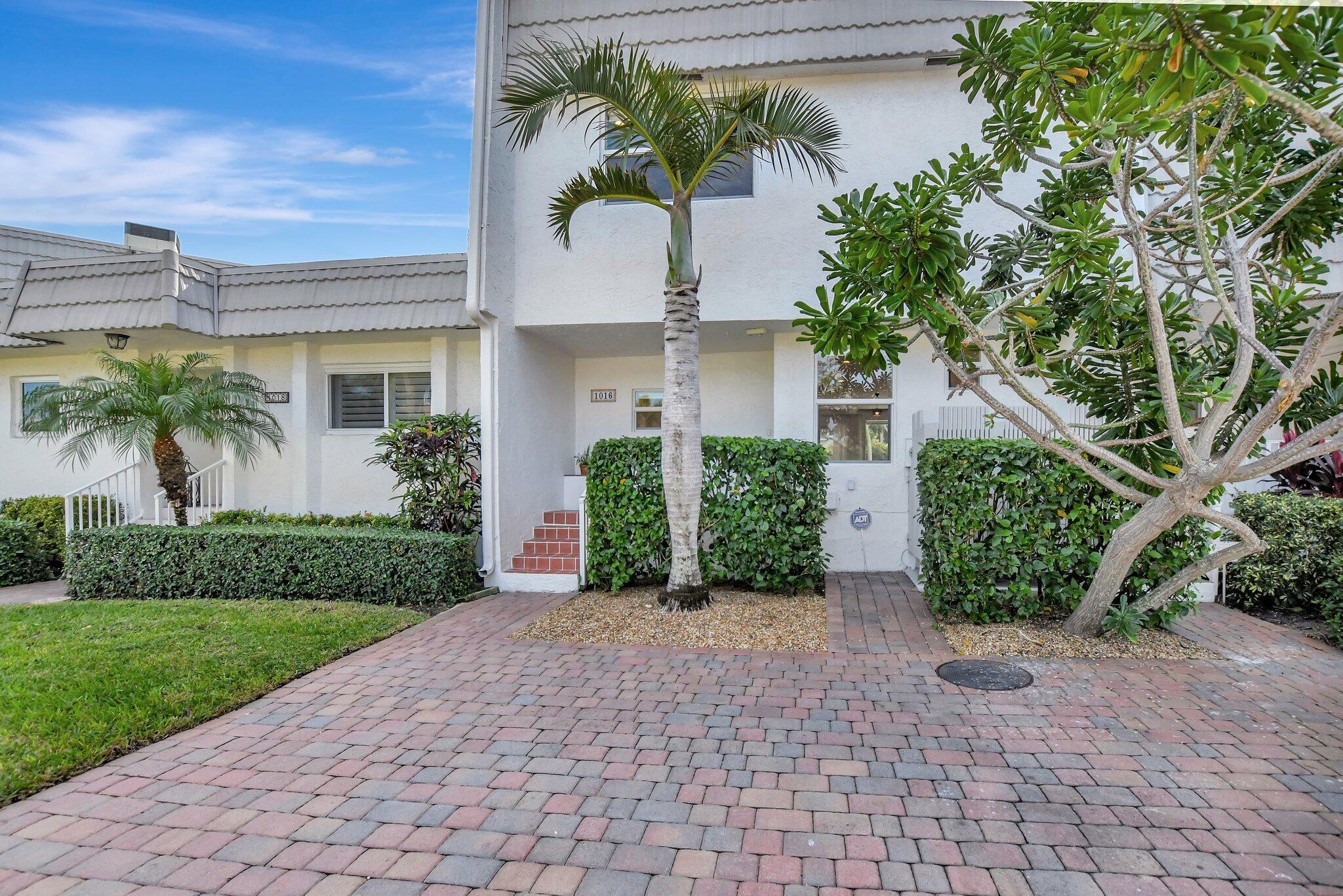 1016 Russell Drive
