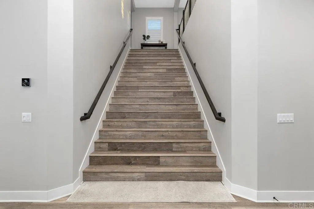 6183 Summit Crest Circle
