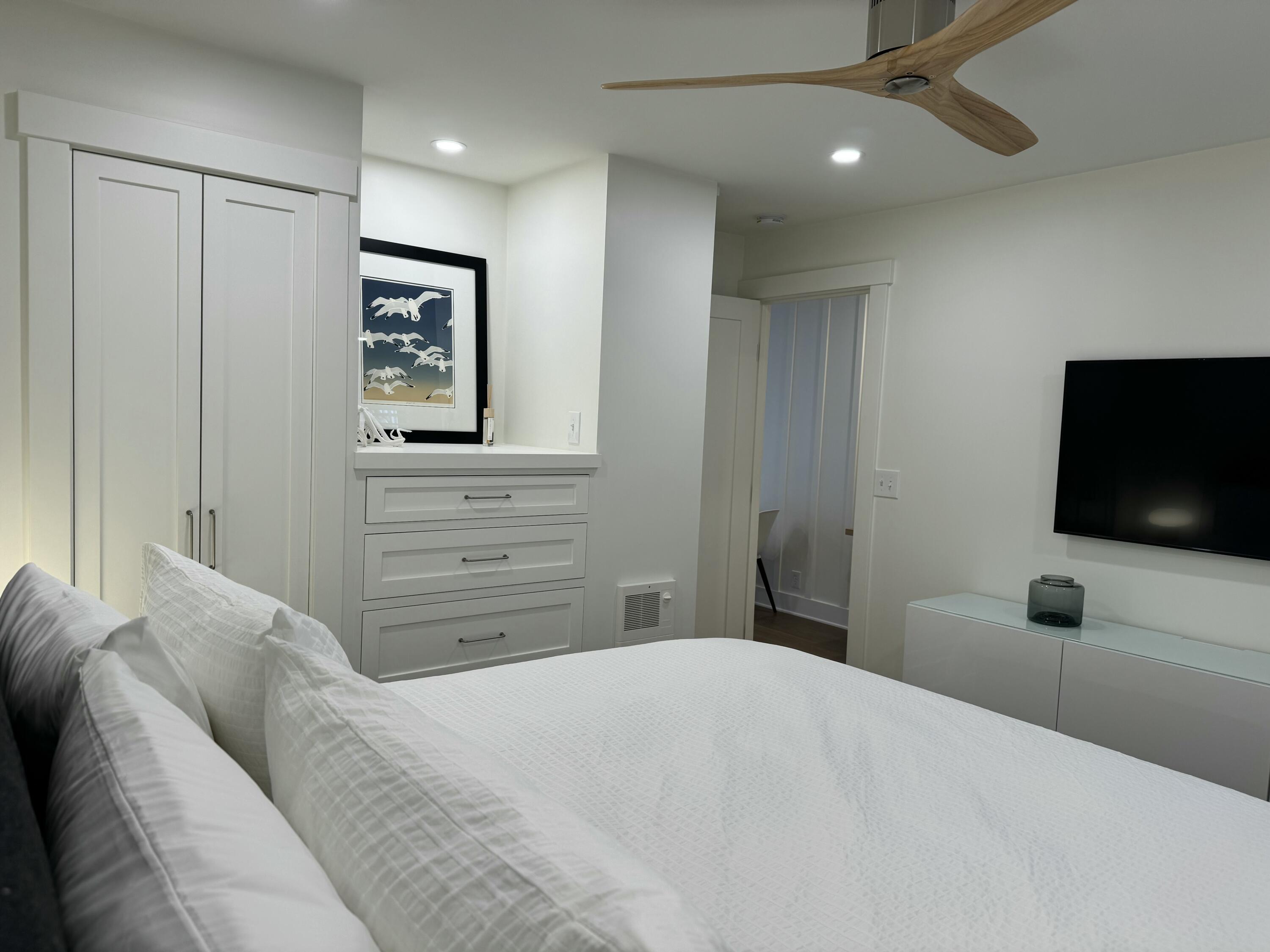 4700 Sandyland Road Apt 16