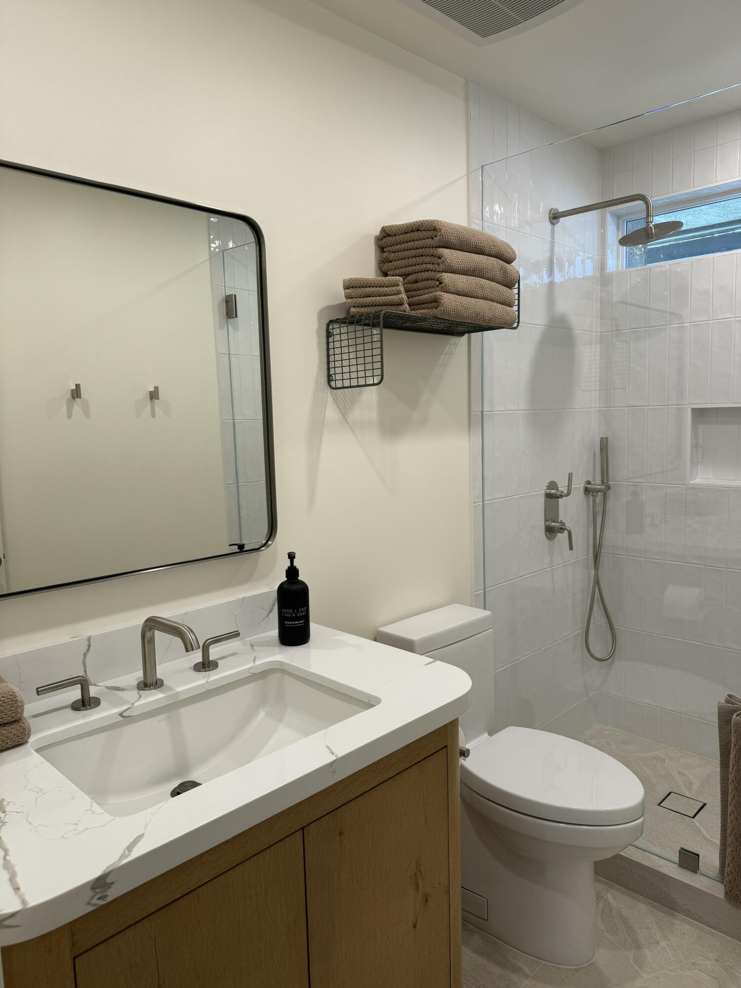 4700 Sandyland Road Apt 16