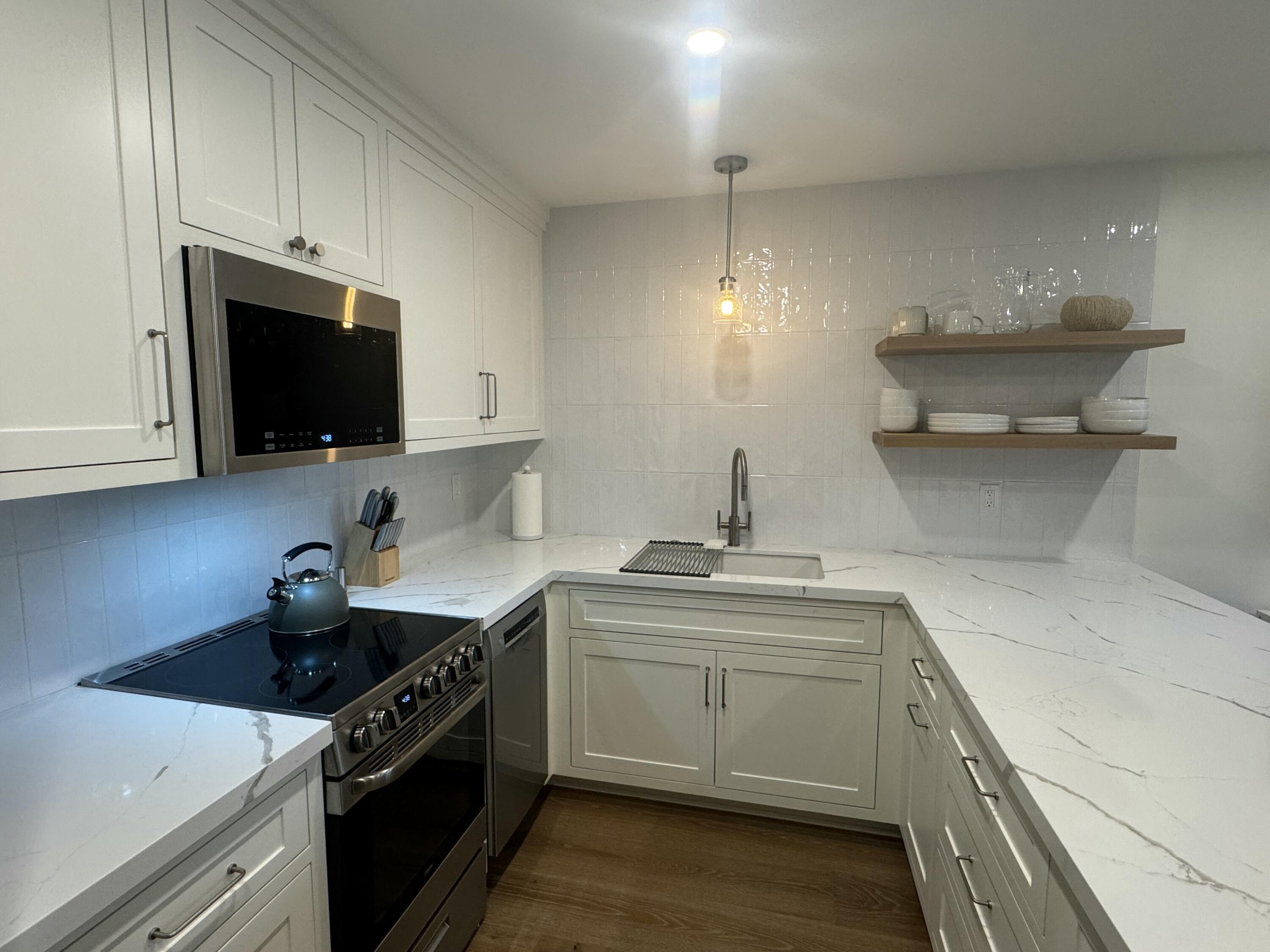 4700 Sandyland Road Apt 16