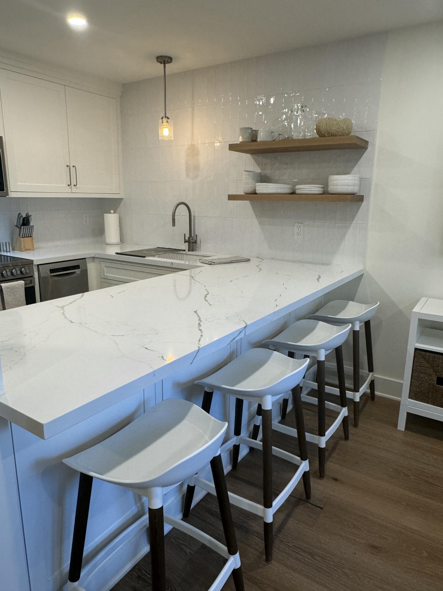 4700 Sandyland Road Apt 16