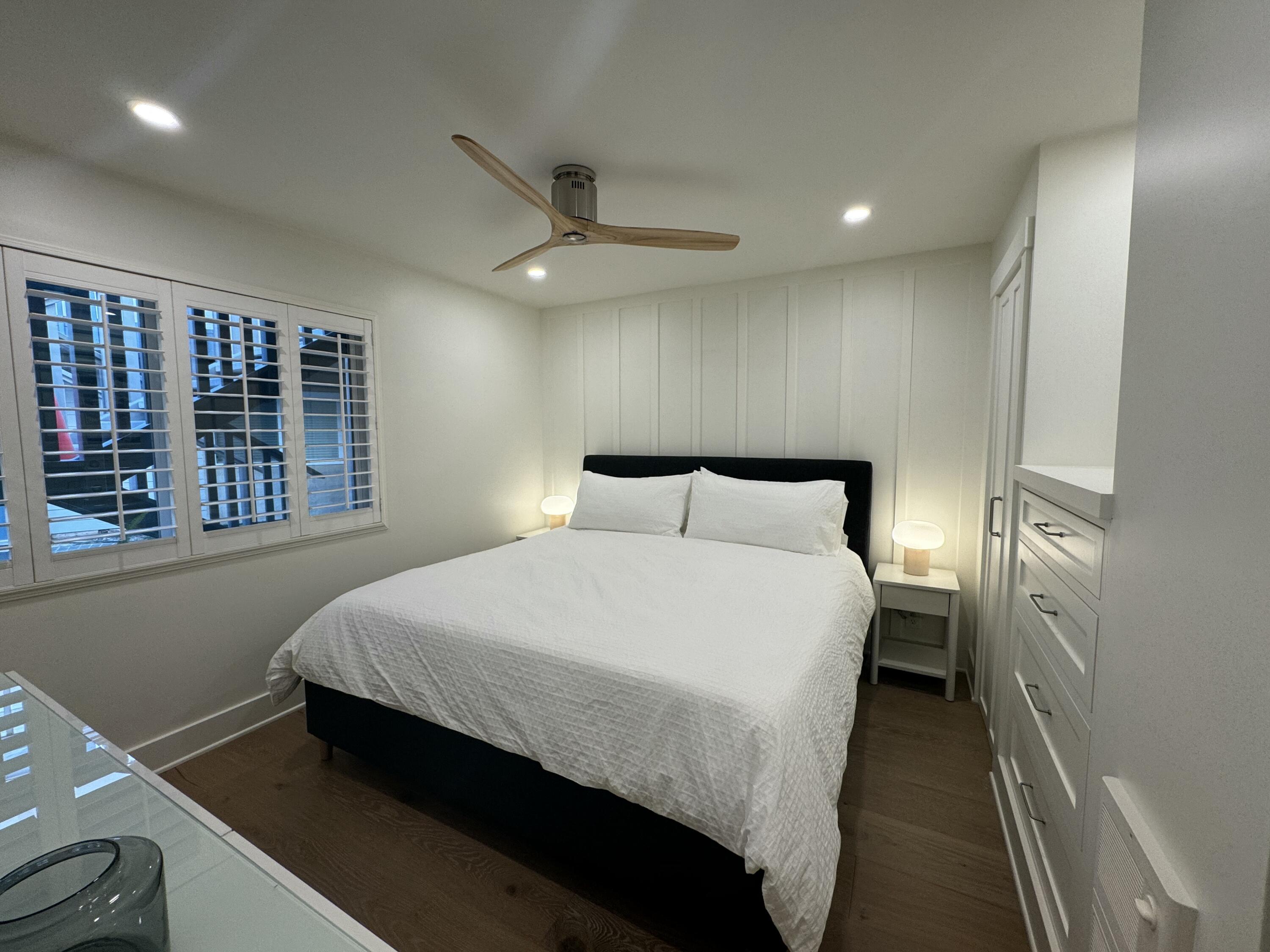 4700 Sandyland Road Apt 16