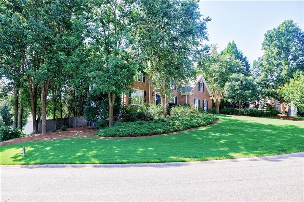6515 Ridgefield Drive