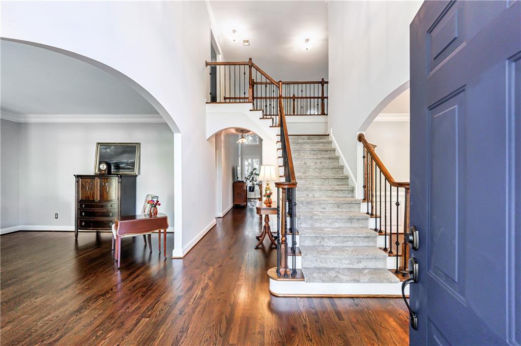 6515 Ridgefield Drive
