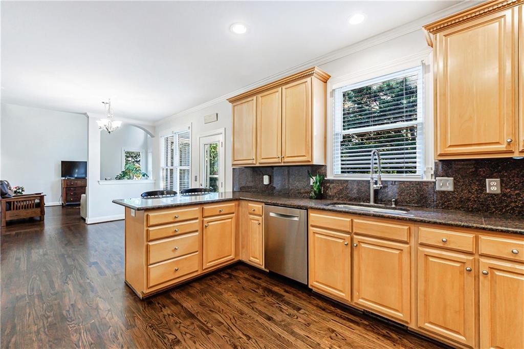 6515 Ridgefield Drive