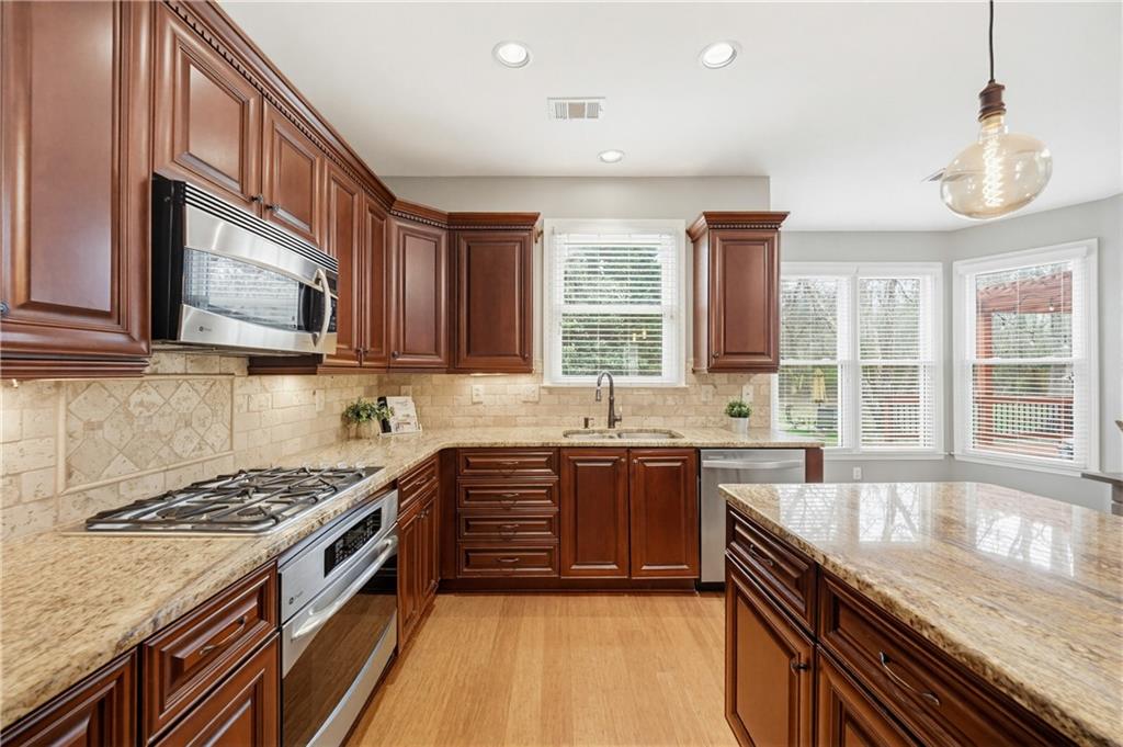 2965 Saddlebrook Glen Drive