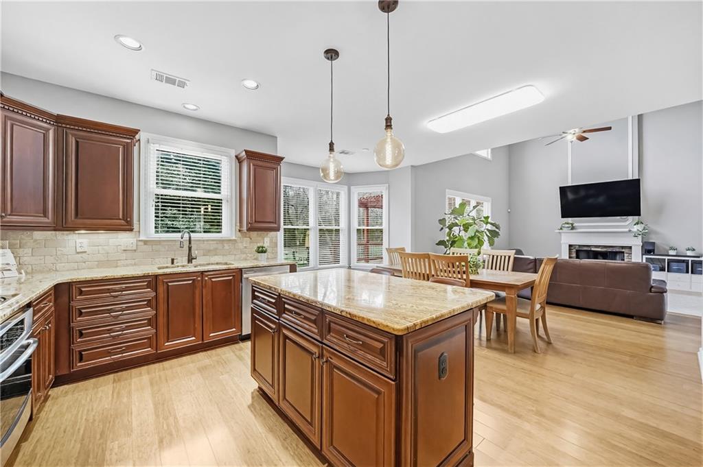 2965 Saddlebrook Glen Drive