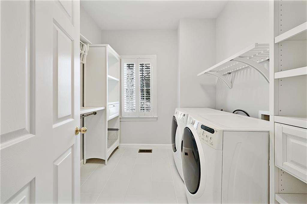 2090 Lake Windward Drive