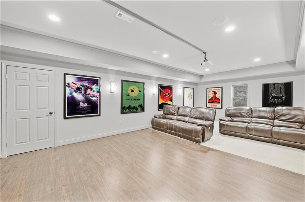 2090 Lake Windward Drive