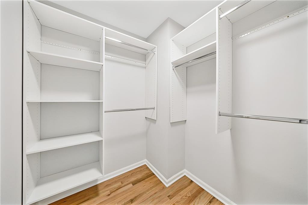 2090 Lake Windward Drive